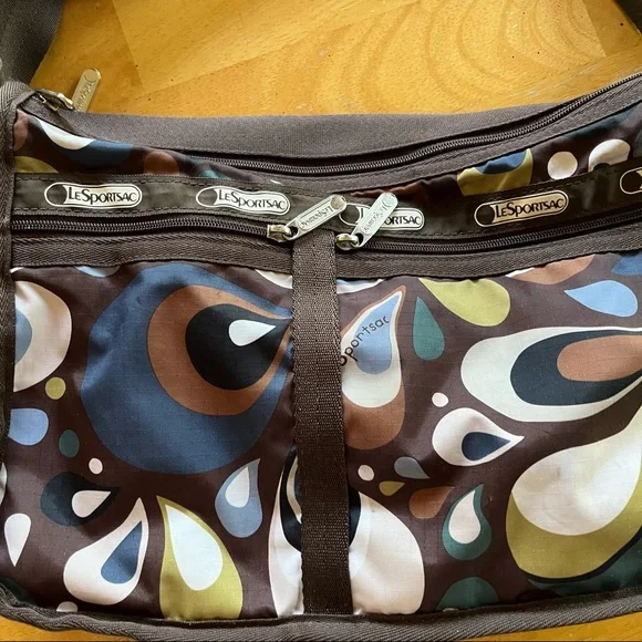 LeSportsac Bag & Makeup Pouch - Picture 7 of 9